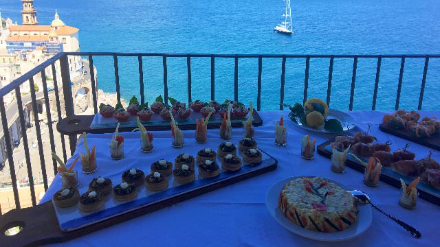 Our guests are treated to a warm welcome reception at the Villa Eremo in Amalfi. 